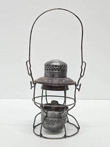 lot 285 image: Antique BELT RAILWAY of Chicago Adlake Railroad Lantern