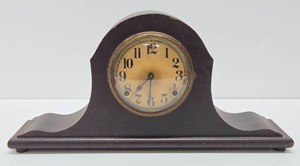 lot 287 image: Antique Mantel Clock