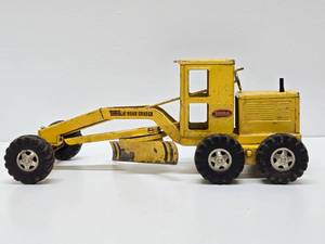 lot 298 image: Vintage 1960s-70s era TONKA Road Grader