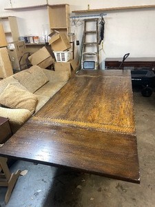 lot 315 image: Large Vintage Extendable Dining Table