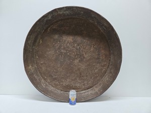 lot 313 image: HUGE Primitive Antique Round Cooking Pan