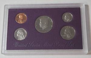 lot 23 image: 1990 US Mint Proof Set