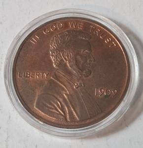 lot 51 image: REPLICA     1909-S VDB Copper 1 Oz.  Round