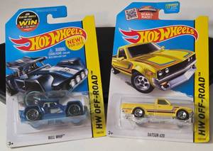 lot 77 image: Hot Wheels  HW OFF-ROAD Bull Whip and Datsun 620
