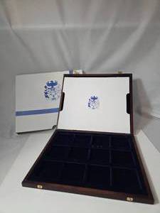 lot 97 image: Oak Coin Case Holds 1 Oz. Sleeves - New in Box   10 34 x 9
