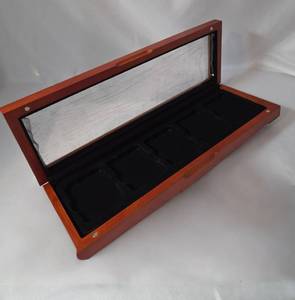 lot 99 image: Cherry Wood Glass Top Display Box - Holds 5 Slabs - New in Box    15 12 x 5 12
