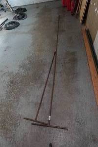 lot 344 image: Water Shutoff Tools