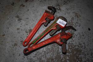 lot 337 image: 3 Ridgid Pipe Wrenches