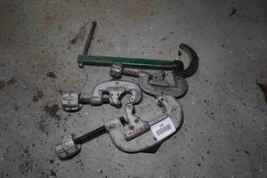 lot 339 image: Ridgid Pipe Cutters - No 20, No 15