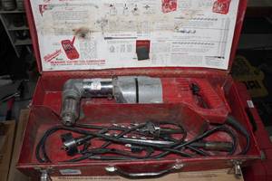 lot 268 image: Milwaukee 12 Right Angle Drill