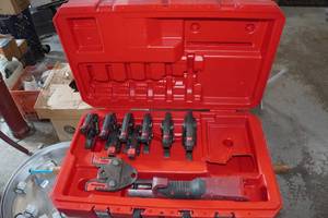 lot 3 image: Milwaukee Force Logic 18V Cordless Press Tool - 12-2