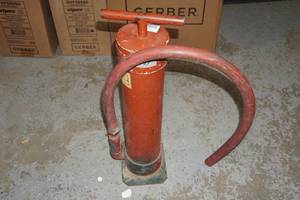 lot 331 image: Kreatz Manual Air Test Pump