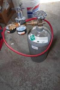 lot 280 image: Nitrogen Tank and Regulator