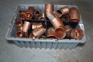lot 384 image: Tray of Copper Fittings