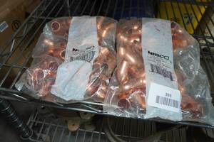 lot 393 image: 100 Copper 12 45 St Elbow Fittings