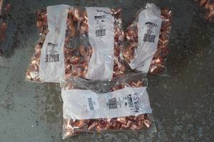 lot 397 image: 200 Copper 12 90 Elbow Fittings