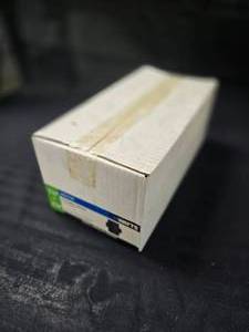 lot 36 image: Watts 1 14x 1 14 Female Union