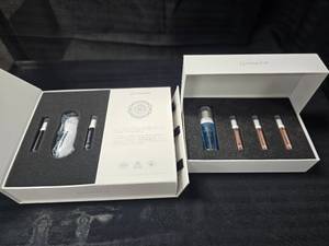 lot 40 image: New Juvinesse Electro Stimulation Facial Rejuvenation Kit with Refill Kit