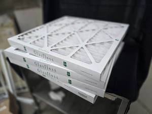 lot 72 image: (4) Glasfloss 24x24x2 Furnace Filters