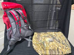 lot 158 image: Vaude Backpack and Camo Mad Dog Bag