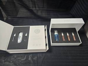 lot 105 image: New Juvinesse Electro Stimulation Facial Rejuvenation Kit with Refill Kit