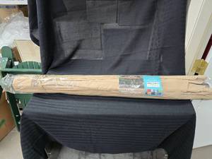 lot 178 image: 7.5ft Patio Umbrella Crank up Design