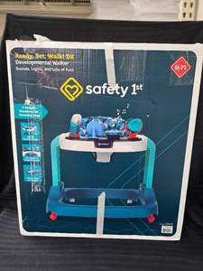 lot 186 image: Safety 1st 3 Height Position Walker