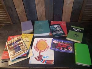 lot 40 image: Nice Collection of vintage Books and Globetrotters 1977 Program