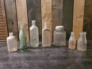 lot 71 image: Collection of Vintage Bottles and Jars