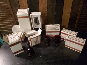 lot 75 image: Collectable Ruby Red Cape Cod Dcor Mugs, Bell Hurricane Candle