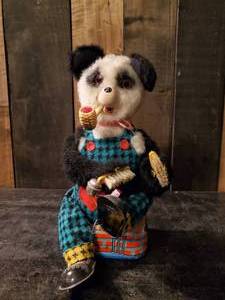 lot 83 image: Vintage Alps Panda Tin Toy Made in Japan