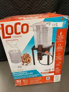 lot 3 image: LoCo SureSpark Turkey Fryer Kit, 30 Quart, with Injector