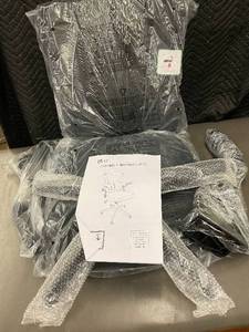 lot 12 image: Mesh Back Office Chair, Black, Unassembled