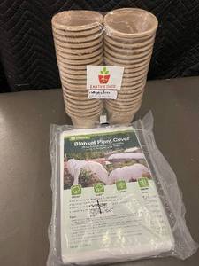 lot 91 image: Earth Ethos 11cm Biodegradable Pots and Duer Blanket Plant Cover Set