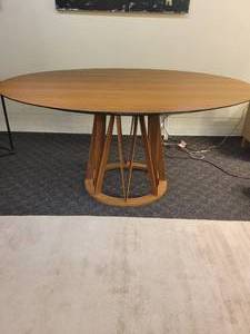 lot 4 image: Florian Schmid for Miniforms Ecco Dining Table