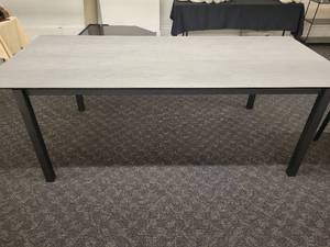 lot 34 image: Dining Table.