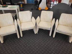 lot 49 image: A set of Harvey Probber Fabric Designer Club Chairs w Casters Mid Century Modern