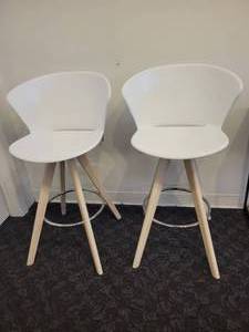 lot 116 image: A Pair of White Calligaris Stools.