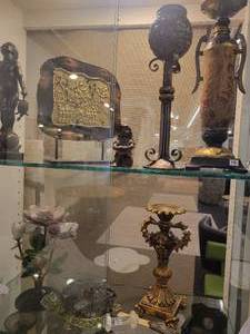 lot 128 image: All Contents from previous Lot 127. Contents only.