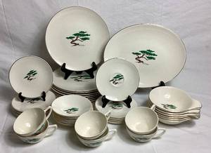 lot 24 image: Knowles Ming Tree China Set