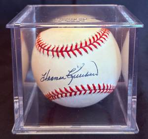 lot 88 image: Minnesota Twins #3 Harmon Killebrew Autographed Baseball