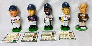 lot 112 image: Set of 5 Minnesota Twins 2002 Bobbleheads  LOT 2 - Tom Kelly, Jim Kaat, Cristian Guzman, Doug Mientkiewicz and Sid Hartman