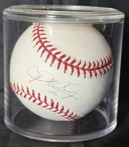 lot 62 image: Minnesota Twins #16 Doug Mientkiewicz Autographed Baseball