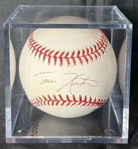 lot 63 image: MN Twins #48 Torii Hunter Autographed Baseball