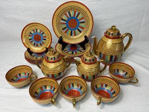 lot 146 image: Thousand Faces Hand Painted Chikaramachi Japanese Tea Set