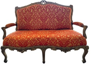 lot 4 image: Antique Carved Wood Settee & Red Damask Upholstery