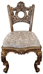 lot 22 image: Ornate Gold Rococo Chair & Circular Back Medallion Cushioned Seat #1