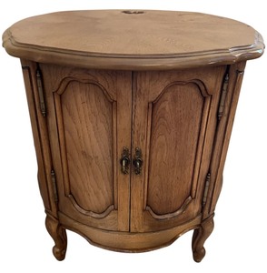 lot 39 image: Vintage Wood Round Cabinet With Double Doors & Claw Feet