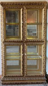 lot 2 image: Ornate Gold-Leaf Glass Lighted Display Cabinet with Mirrored Back