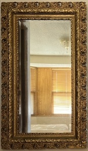 lot 13 image: Ornate Gold Gilt Baroque Frame Mirror